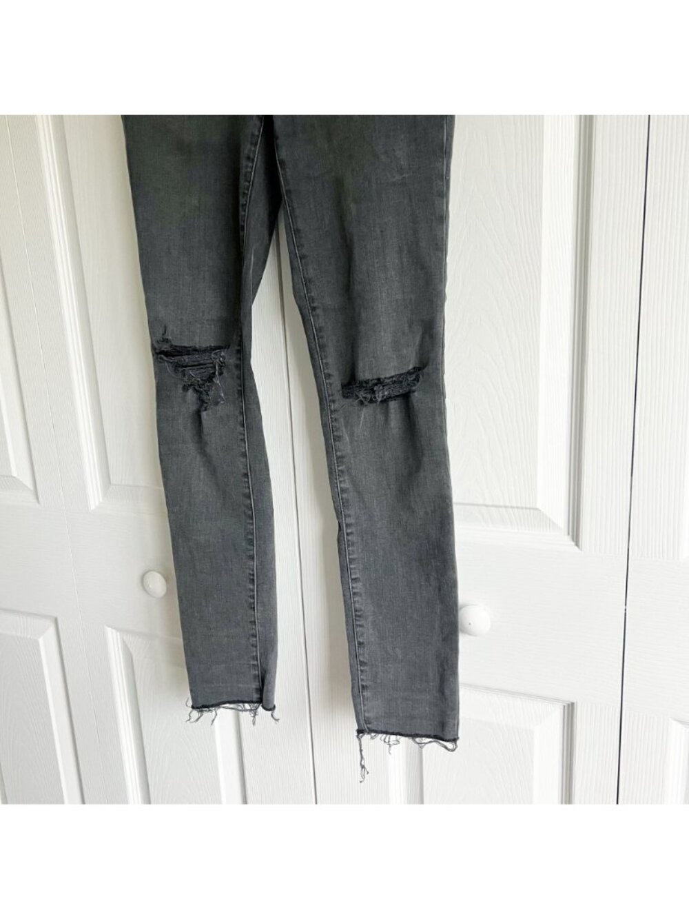 Madewell Black Sea Denim Distressed Mid-Rise Skinny Jeans Women's Size 25 - Picture 4 of 10